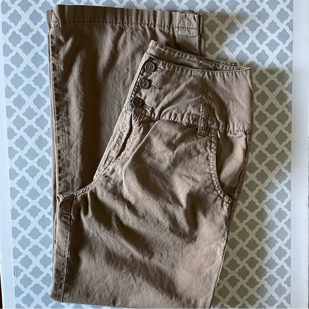 Women’s Tan Casual Pants